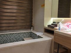 -兴芮温泉度假区