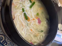-双桥园·云南过桥米线(古城南门店)