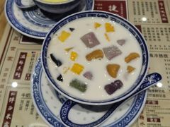 -捷信牛奶甜品世家(合生汇店)