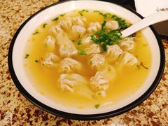 三鲜馄饨-小倩倩•鸡汤馄饨(江西路创始店)