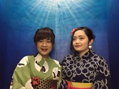-东京都浅草樱花和服租赁店