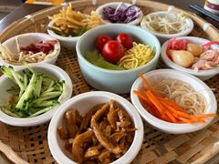 -包整·丝娃娃(一览甲秀楼风景店)