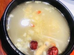 -鑫日千里马朝鲜族小馆(总店)