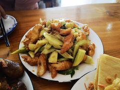 -美顺香食府鱼头老店(雪野湖店)