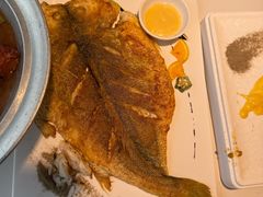 -赶海部落海鲜城(海阳路店)