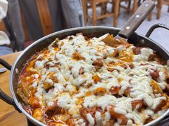 -亲昵春川鸡排(韩国美食街店)