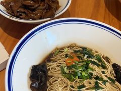 -天天鲜面馆(衡山路店)