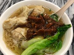 牛腩十云吞麵-正斗面家