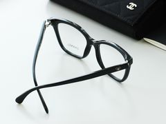 -目艮眼镜SHOWROOM(品牌集合店)