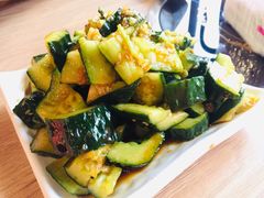 小妖拍黄瓜-撸小妖(六里桥总店)