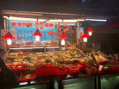 -六合夜市
