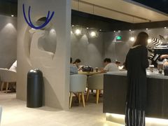 -瑞幸咖啡(新世界中心店)