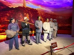 -金石蜡像馆