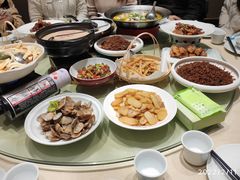 -楚山晓·湖北菜(武汉光谷K11店)