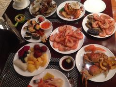 -荣誉国际酒店-云顶旋转餐厅