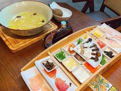 -芸南道·过桥米线(昆明老街旗舰店)