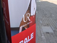 -王府井奥莱临潼小镇(临潼店)