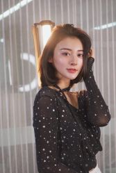 -I+造型烫发染发