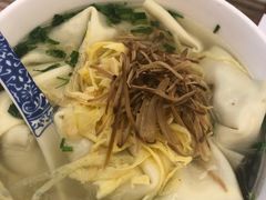 -笑来喜馄饨小笼工坊店(湖滨街店)