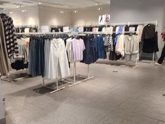 -H&M(乐客城夏庄路店)