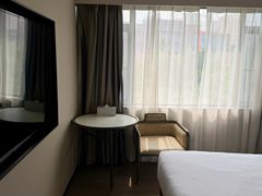 -府上酒店(广州火车站越秀公园地铁站店)