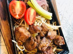 铁锄牛肉-穹六人间 people 6(岳阳路店)
