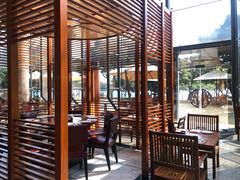 -松山湖凯悦酒店·Café自助餐厅·周末火舞秀表演