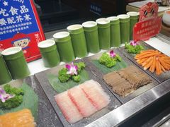 -芝小官毛肚火锅海鲜自助(苏州吴江区万宝店)