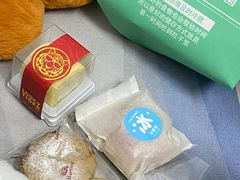 -顶东面包花园·生日蛋糕(世博店)