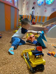 -乐多星球潮玩中心(沈阳嘉里城店)