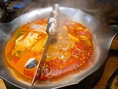 -湊湊火锅·茶憩(杭州湖滨银泰in77店)