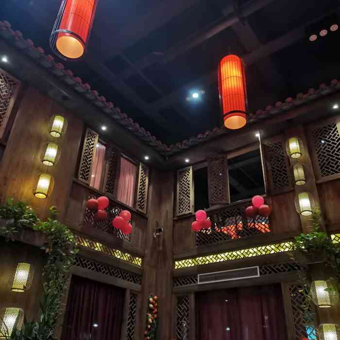 乡村大院(嘉定店)-"经常在这吃,部门聚餐同样选择这里.离公司.