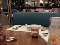 -港丽餐厅(杭大店)