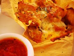 -城市大道红炉披萨烘焙坊