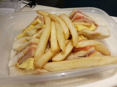-龙记烧腊茶餐厅(常德路店)