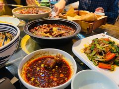 -金牌老碗时尚陕菜(王府井百货店)
