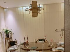 -荷风细雨·中国茶宴(世纪大道店)