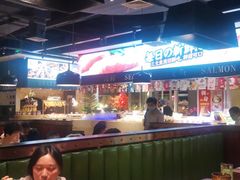 大堂-亚马逊环球美食百汇(新城吾悦广场店)