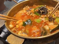 -毛肚向右·川渝毛肚王(经开永旺店)