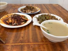 -温记府廟豆汤饭·始于1955年(海椒店)