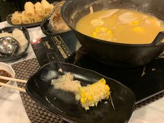 -鲜入围煮花胶鸡海鲜火锅