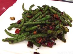 -侬佳蒸菜馆(听潮店)