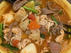 -谭仔云南米线(粉岭车站路店)