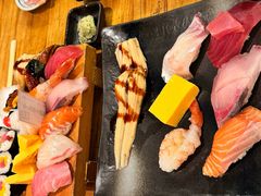 -元祖ぶっち切り寿司 魚心(三宫店)