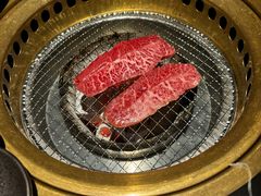 -山川小町·极番烧肉(新地假日广场店)