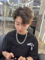 -Rise Hair上升造型