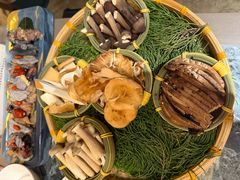 -慢丽江·云南野生菌土鸡锅(西山店)