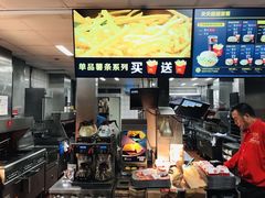 -麦当劳(军博店)