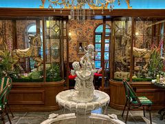 -秘密旅行Bonjour(黑金冠 江南西店)