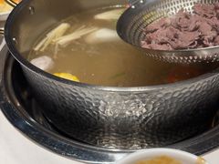 -犇鼎牛潮汕牛肉火锅(新辰里学清路店)